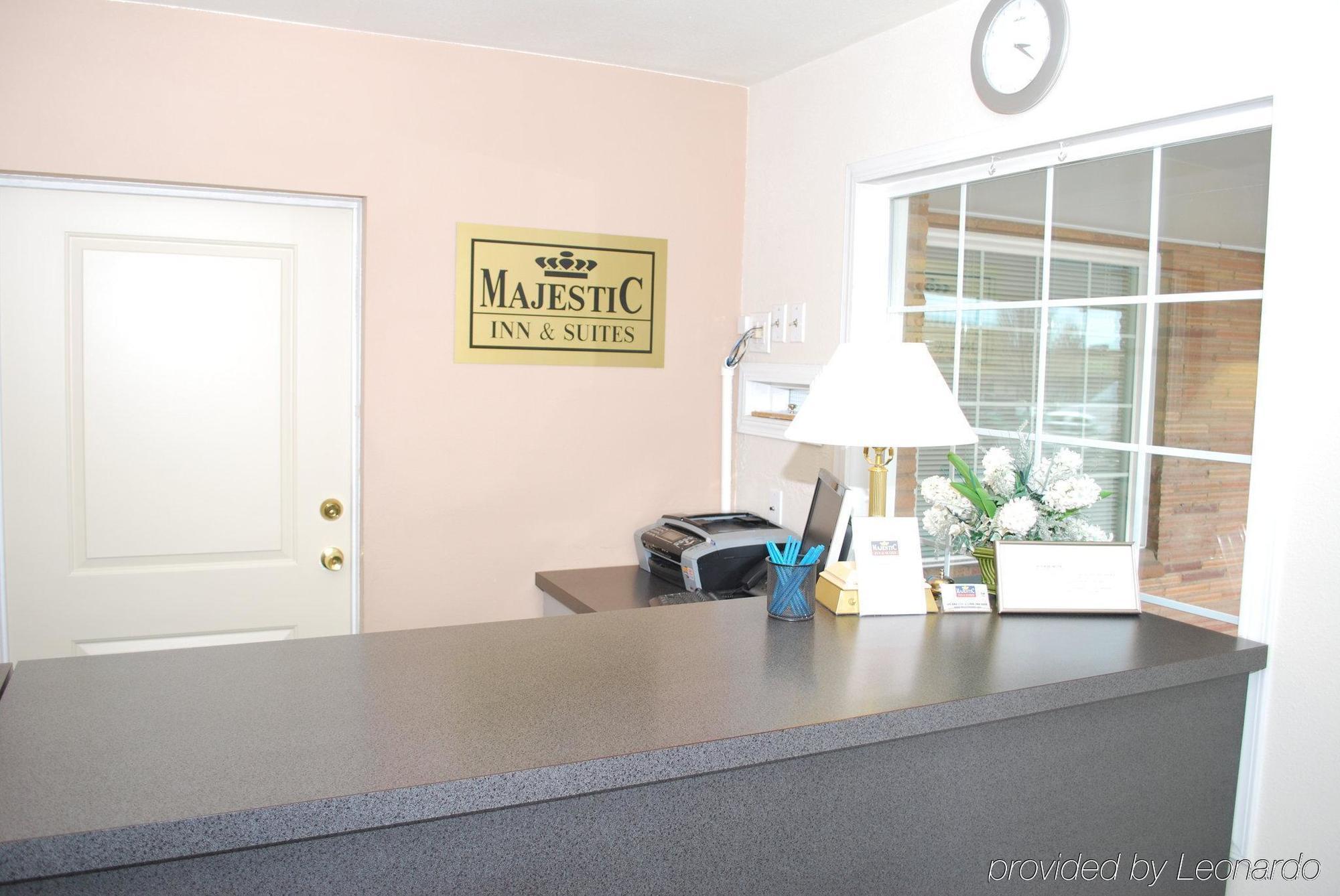 Majestic Inn&Suites Klamath Falls Exterior foto