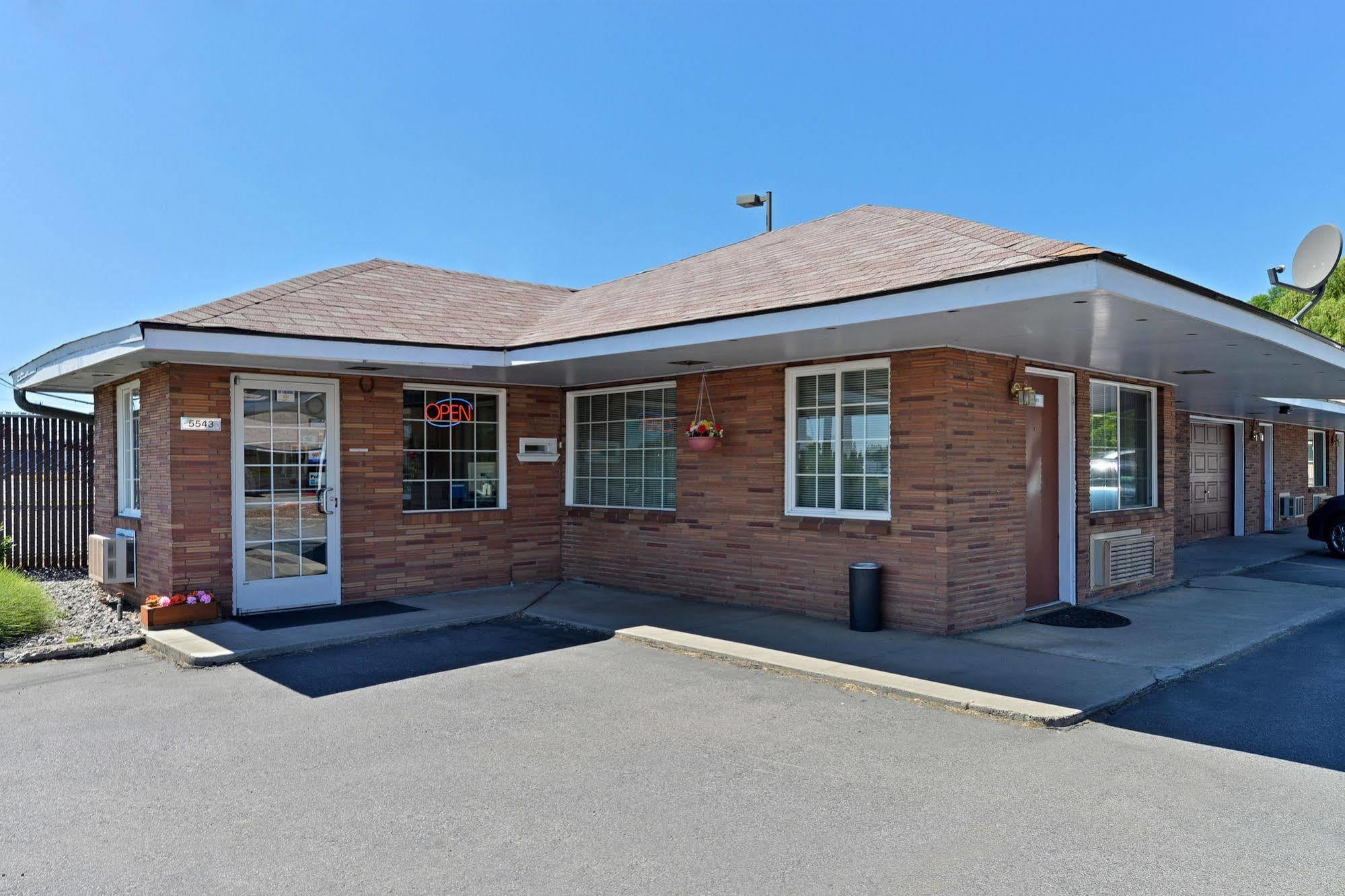 Majestic Inn&Suites Klamath Falls Exterior foto
